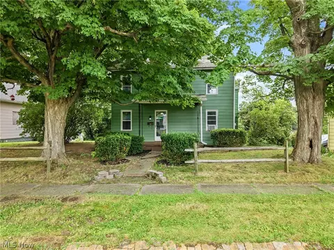 238 W High St, Lisbon, OH 44432