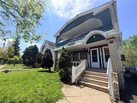 3824 E 142nd St, Cleveland, OH 44128