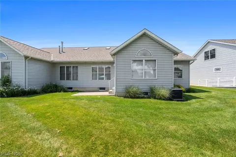 Exterior - 126 Augusta Dr, Elyria, OH 44035 photo 3 of 4