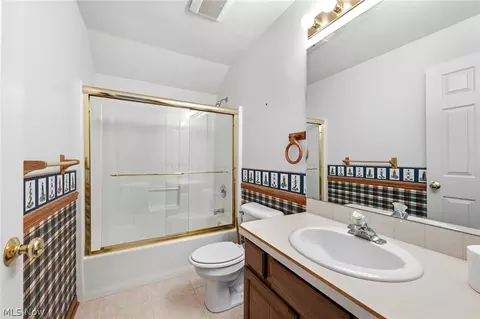 Bath - 126 Augusta Dr, Elyria, OH 44035 photo 1 of 3