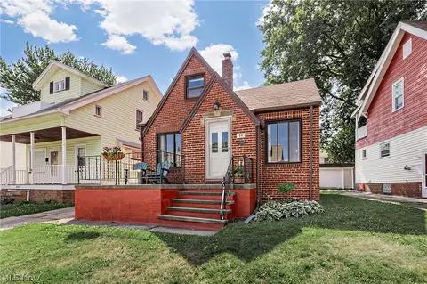 3561 Granton Ave, Cleveland, OH 44111