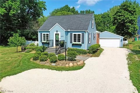 6470 Mahoning Ave NW, Champion, OH 44481