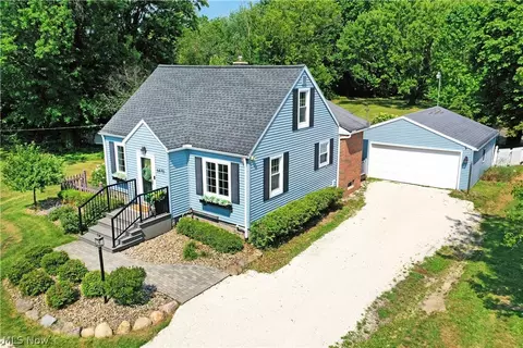 6470 Mahoning Ave NW, Champion, OH 44481