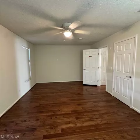 393 Caleb Dr, Akron, OH 44321 photo 24