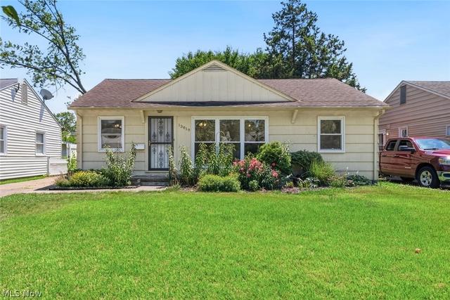13819 Elsetta Ave, Cleveland, OH 44135