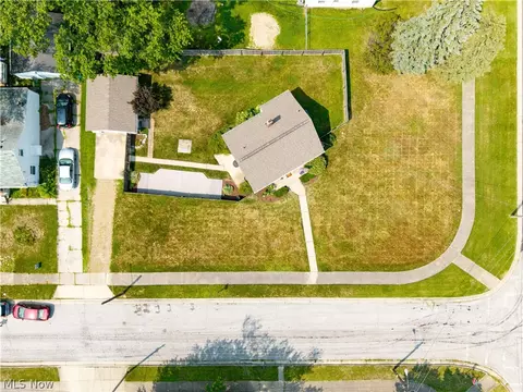 2583 E 38th St, Lorain, OH 44055 photo 7