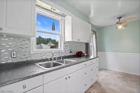 Kitchen - 2583 E 38th St, Lorain, OH 44055 photo 3 of 3
