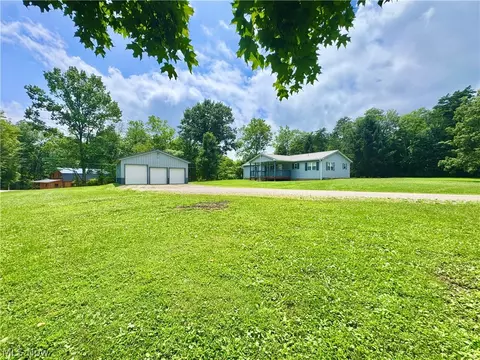 Exterior - 30 Lakeview Dr, Vincent, OH 45784 photo 5 of 7