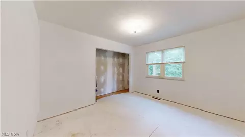 Bedroom - 30 Lakeview Dr, Vincent, OH 45784 photo 6 of 6
