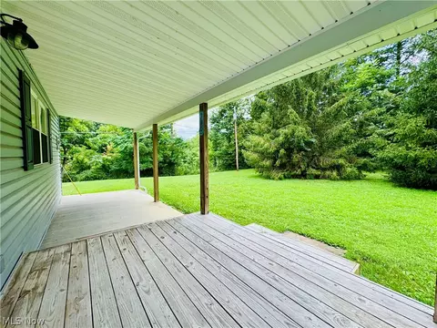Exterior - 30 Lakeview Dr, Vincent, OH 45784 photo 6 of 7