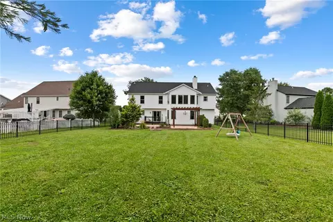 Exterior - 4374 Pletzer Blvd, Rootstown, OH 44272 photo 5 of 6