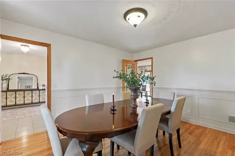 Dining - 4374 Pletzer Blvd, Rootstown, OH 44272 photo 4 of 5