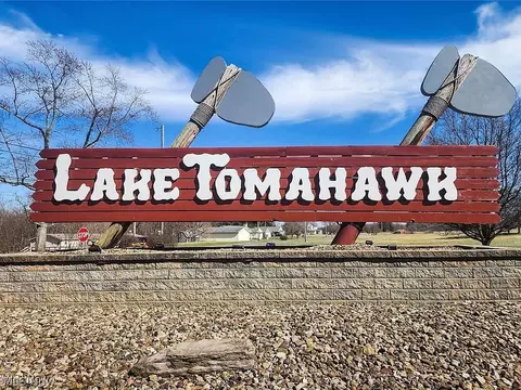 47308 Chippewa Trl, Negley, OH 44441