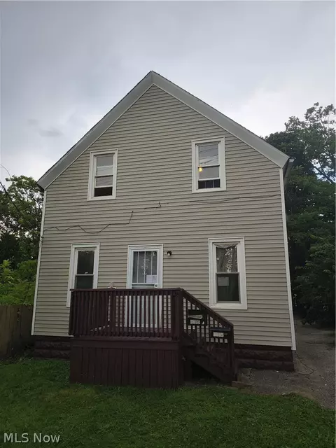 3455 W 65th St, Cleveland, OH 44102