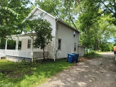 129 W Oak St, Kent, OH 44240
