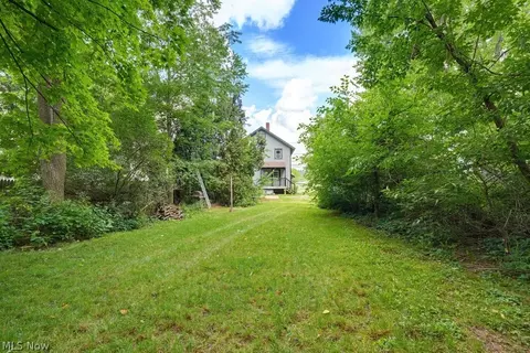 Exterior - 701 E Lincolnway, Minerva, OH 44657 photo 10 of 11