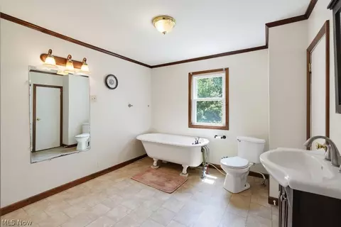 Bath - 701 E Lincolnway, Minerva, OH 44657 photo 1 of 2