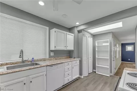 270 Pasadena, Elyria, OH 44035 photo 15