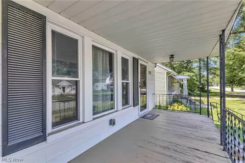 270 Pasadena, Elyria, OH 44035 photo 3