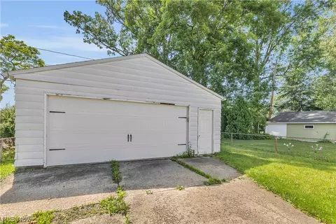 270 Pasadena, Elyria, OH 44035 photo 4