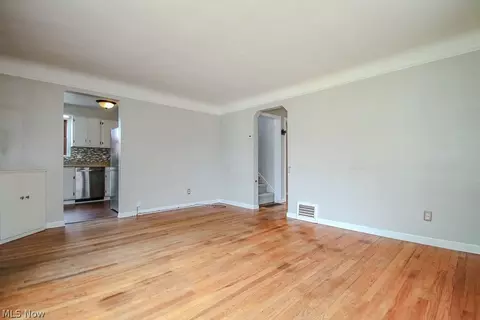 Living - 262 E 323rd St, Willowick, OH 44095 photo 4 of 6