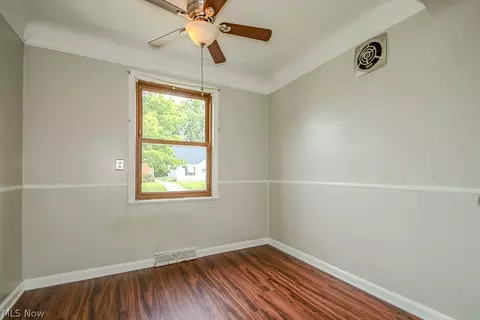 Bedroom - 262 E 323rd St, Willowick, OH 44095 photo 1 of 13