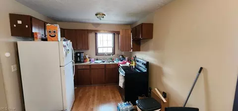 245 7th St, Elyria, OH 44035 photo 19