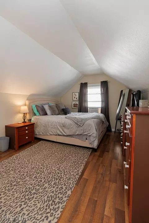 521 Cambridge Ave, Elyria, OH 44035 photo 24