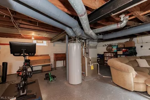 521 Cambridge Ave, Elyria, OH 44035 photo 32