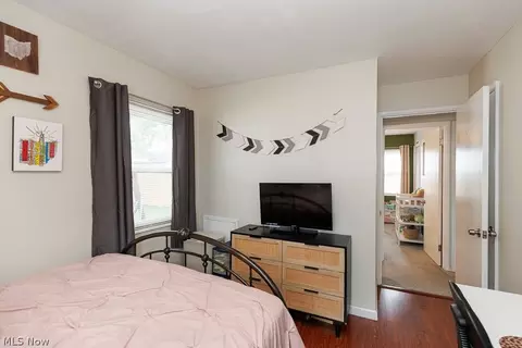 521 Cambridge Ave, Elyria, OH 44035 photo 22