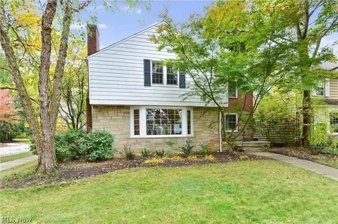 4090 Silsby Rd, University Heights, OH 44118