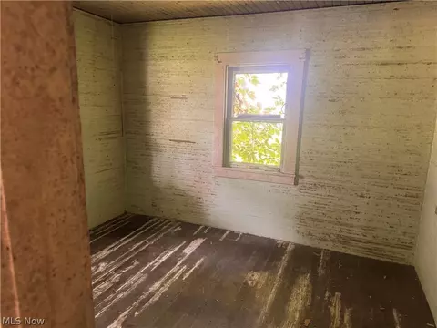 Bedroom - 1561 Simcoe Ave, Akron, OH 44305 photo 1 of 1