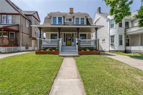 2030 W 100th St, Cleveland, OH 44102