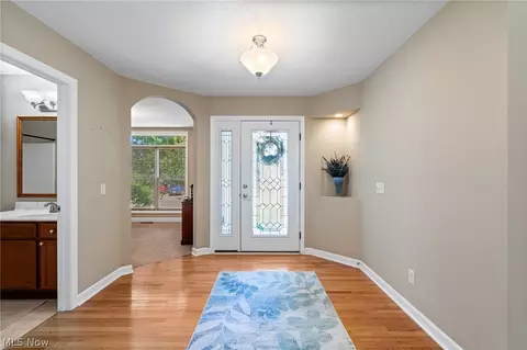 Entry Way - 6529 Harness Cir NE, Canton, OH 44721 photo 1 of 4