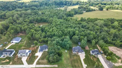 Columbia Road, Valley City, OH 44280
