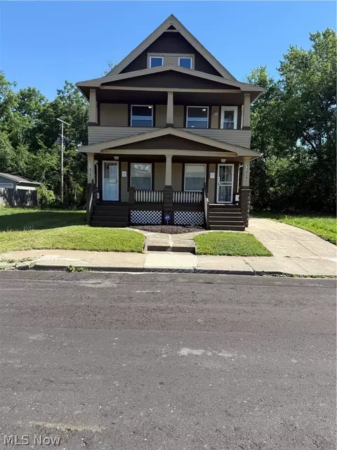 11824 Honeydale Ave, Cleveland, OH 44120