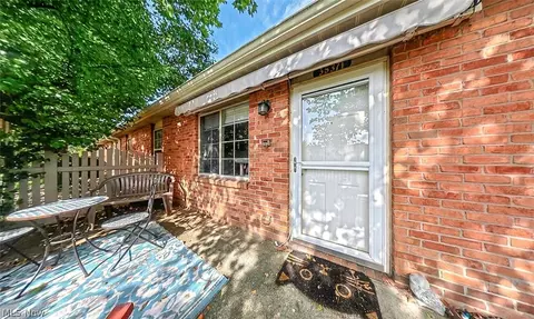 35371 Greenwich Ave, North Ridgeville, OH 44039