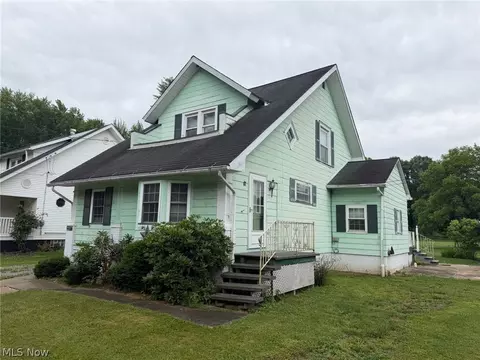 22177 Alden Ave, Alliance, OH 44601