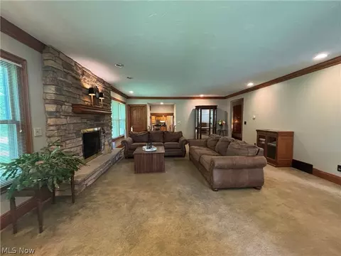 Living - 385 Cochran Rd, Aurora, OH 44202 photo 1 of 4