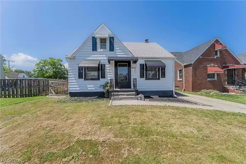 4272 W 137th St, Cleveland, OH 44135