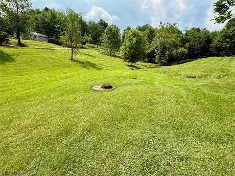 103 Grant Edwards Dr, Marietta, OH 45750