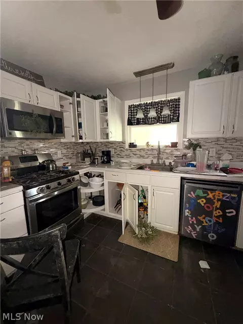 Kitchen - 54960 Maple Ave, Lansing, OH 43934 photo 1 of 1