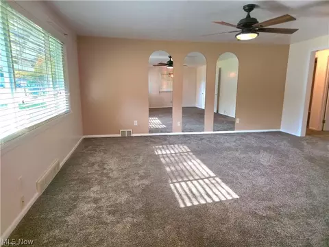 Living - 976 N Pasadena Ave, Elyria, OH 44035 photo 1 of 7