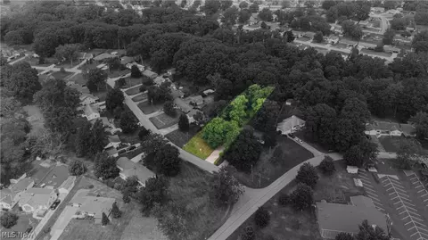 View/Area - 1094 N Pasadena Ave, Elyria, OH 44035 photo 1 of 3