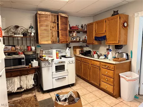 209 S Main St, Killbuck, OH 44637 photo 7