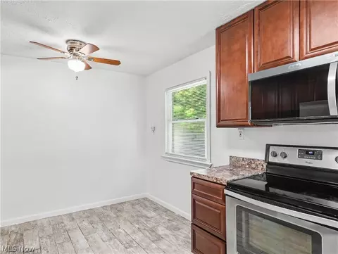 Kitchen - 294 E 264th St, Euclid, OH 44132 photo 3 of 3