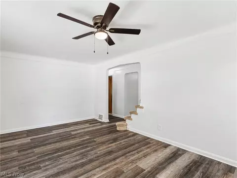 Living - 294 E 264th St, Euclid, OH 44132 photo 2 of 5