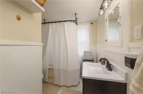 Bath - 314 E 13th St, Dover, OH 44622 photo 2 of 3