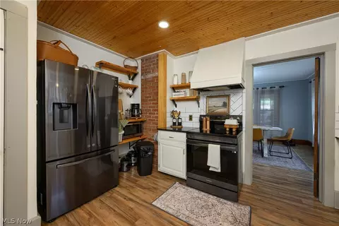 Kitchen - 314 E 13th St, Dover, OH 44622 photo 2 of 2