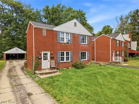 4230 Chester Dr, Boardman, OH 44512 photo 3